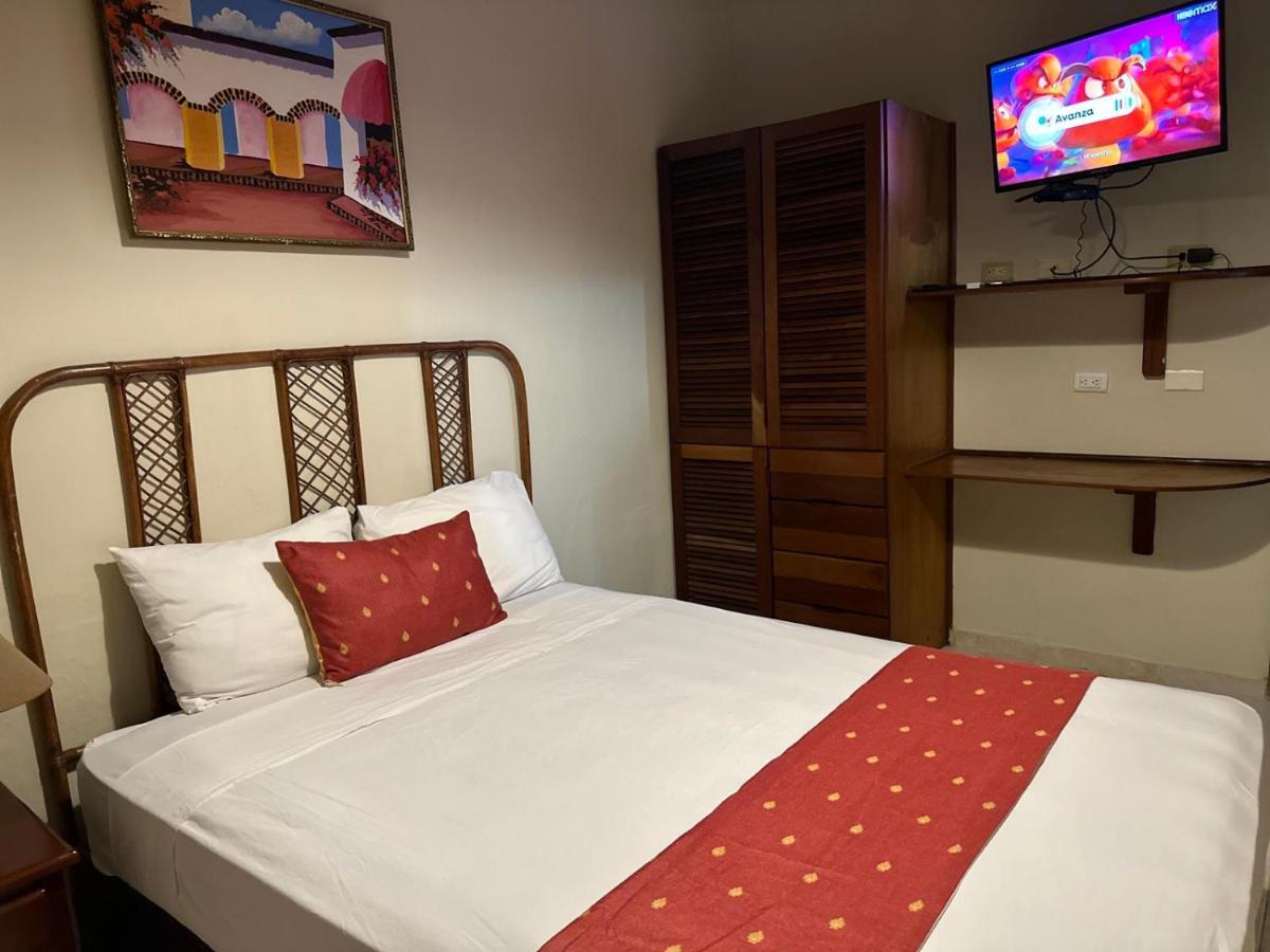 Hotel Plaza Kavia Santo Domingo Room 1